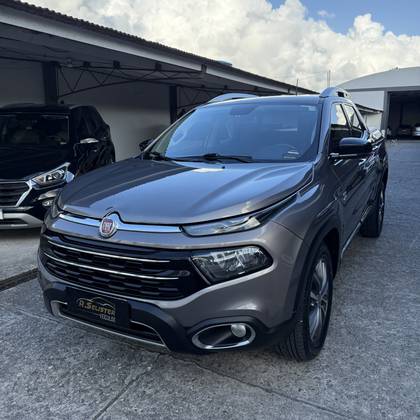 FIAT TORO 2.0 16V TURBO DIESEL VOLCANO 4WD AT9 FIAT TORO 2.0 16V TURBO DIESEL VOLCANO 4WD AT9